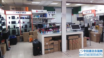 成都大華產(chǎn)品體驗(yàn)店 科技交織的未來(lái)空間